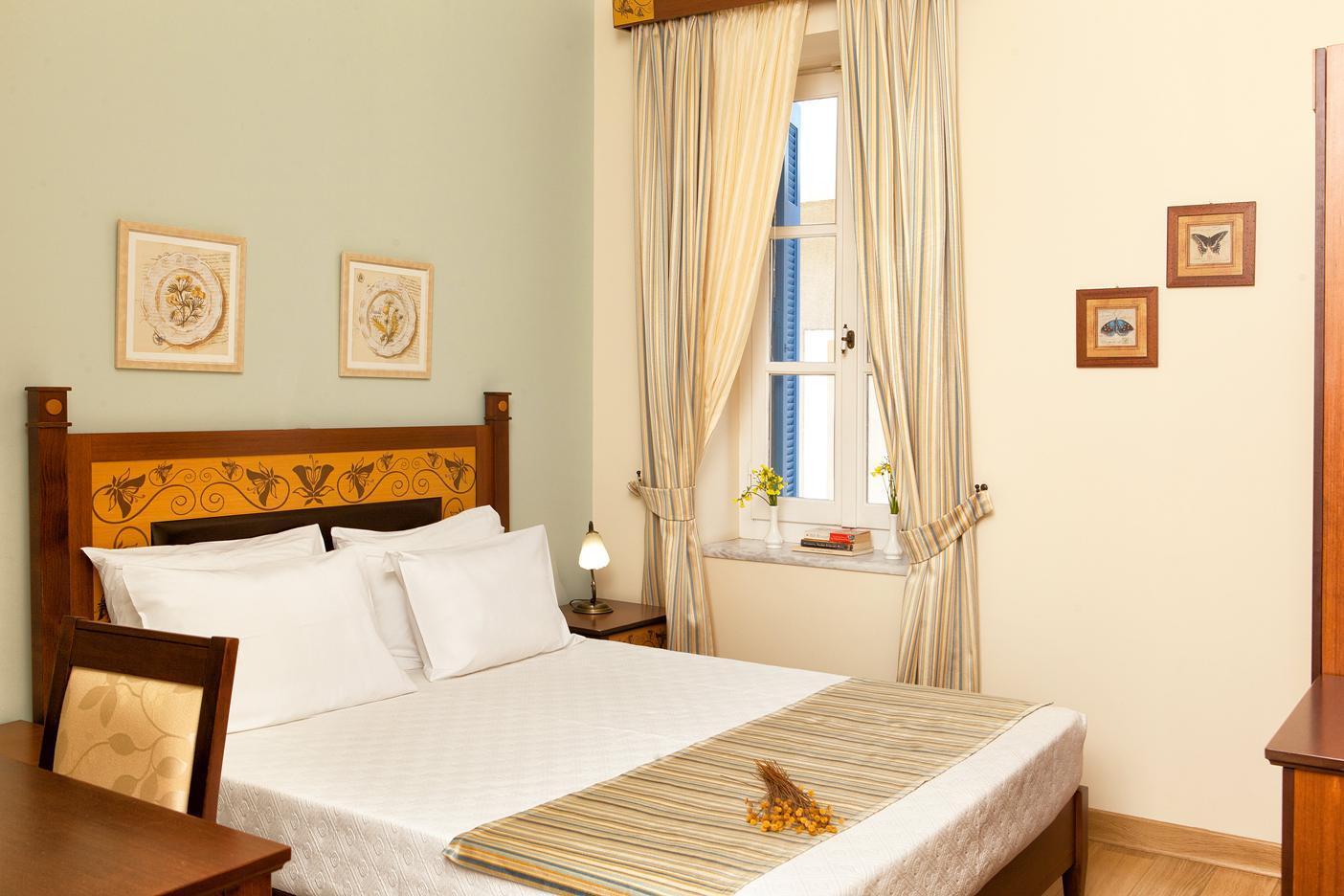 Egli Hotel Andros Town Bagian luar foto